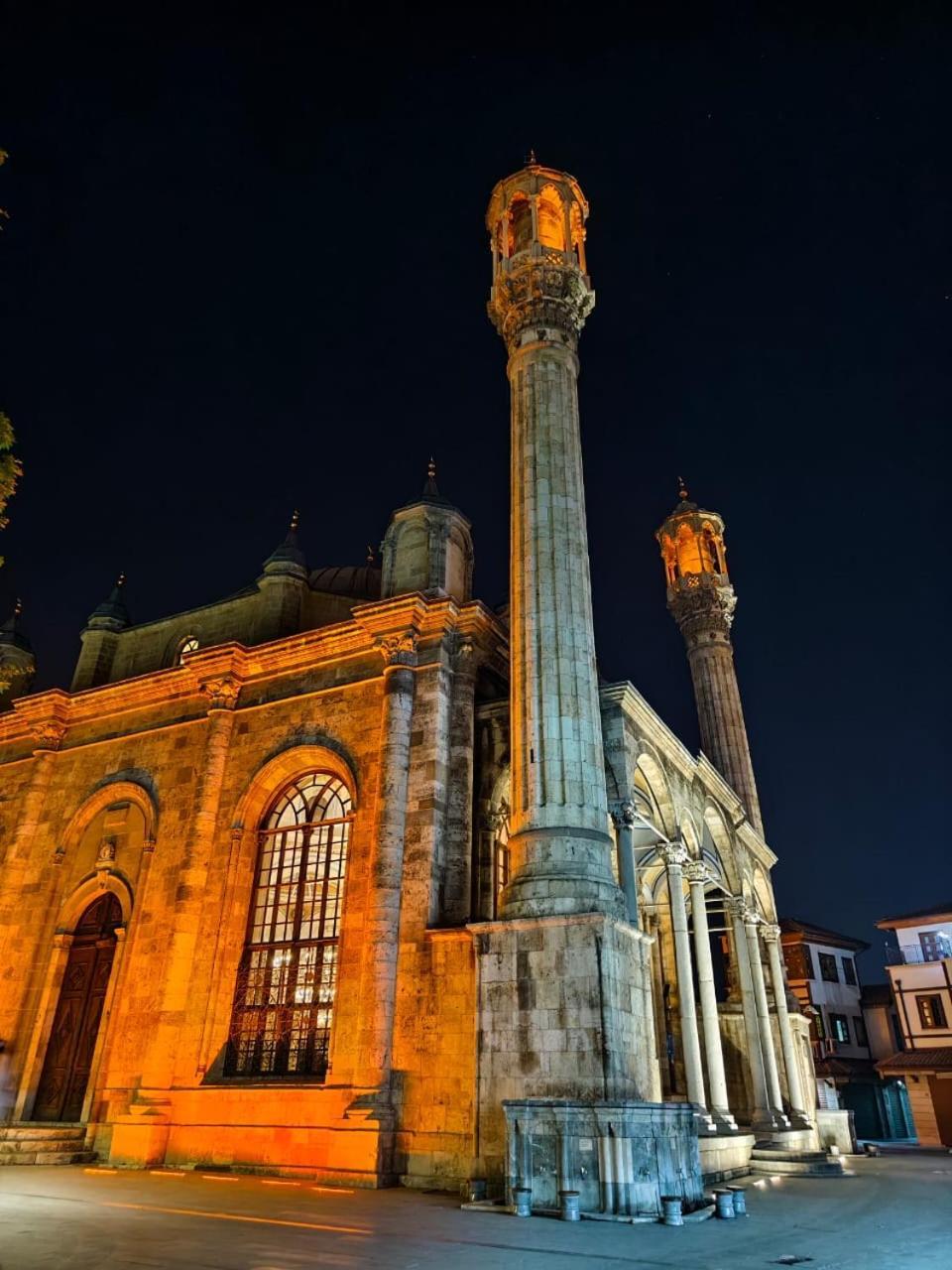 Eser Palas Oteli Конья Экстерьер фото